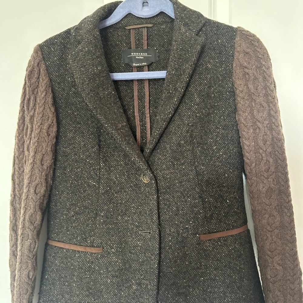 Weekend Max Mara blazer, size 6 (runs smaller)